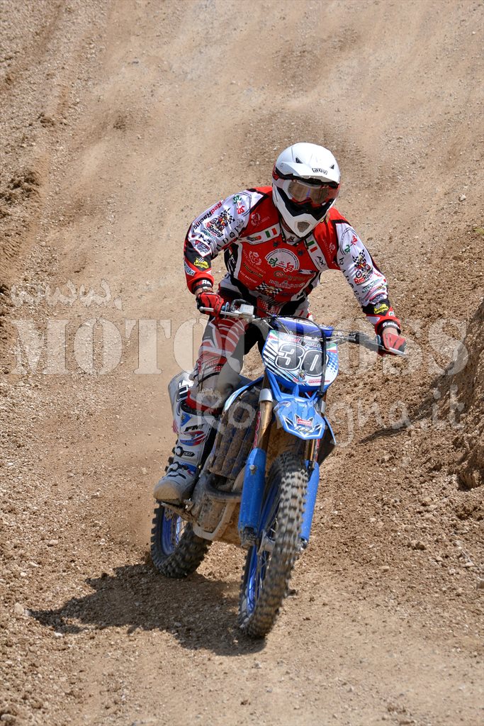 Francesco Domenicucci senza rivali tra gli Over 40 MX1