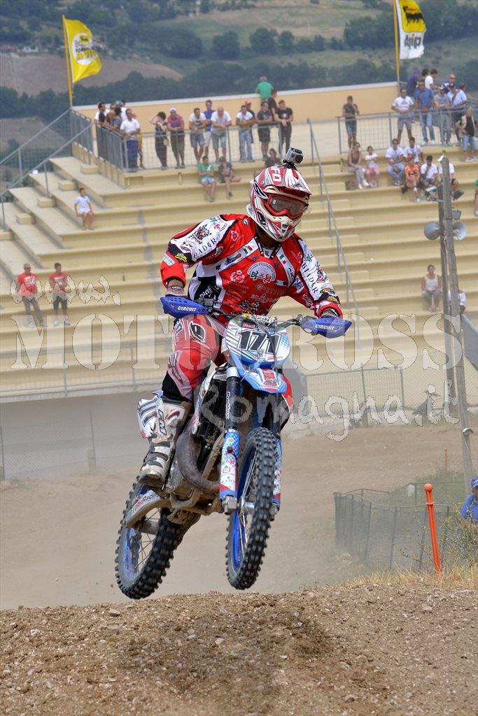 Gianni Gismondi vince il duello con Goffredi negli Over 40 MX2