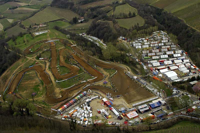 veduta aerea del Crossodromo Monte Coralli di Faenza durante il GP