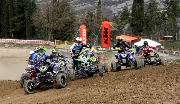 Camp.Italiano Quad-Sidecarcross Round 1 - A Città di Castello tripletta di Andrea Cesari nella Quad Elite. L&#039;equipaggio Lasagna-Mencaroni si aggiudica la gara sidecarcross.