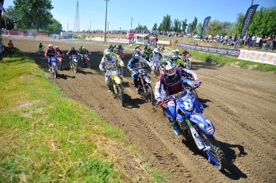 Grande spettacolo nella terza prova del tricolore motocross Senior e Femminile a Cremona con ben 175 piloti al via