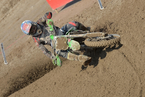 UNA GARA STREGATA PER BERTUZZO - SCOCCIA RACING TEAM REPORT CAMP. IT. MX1 MANTOVA 24 SETT